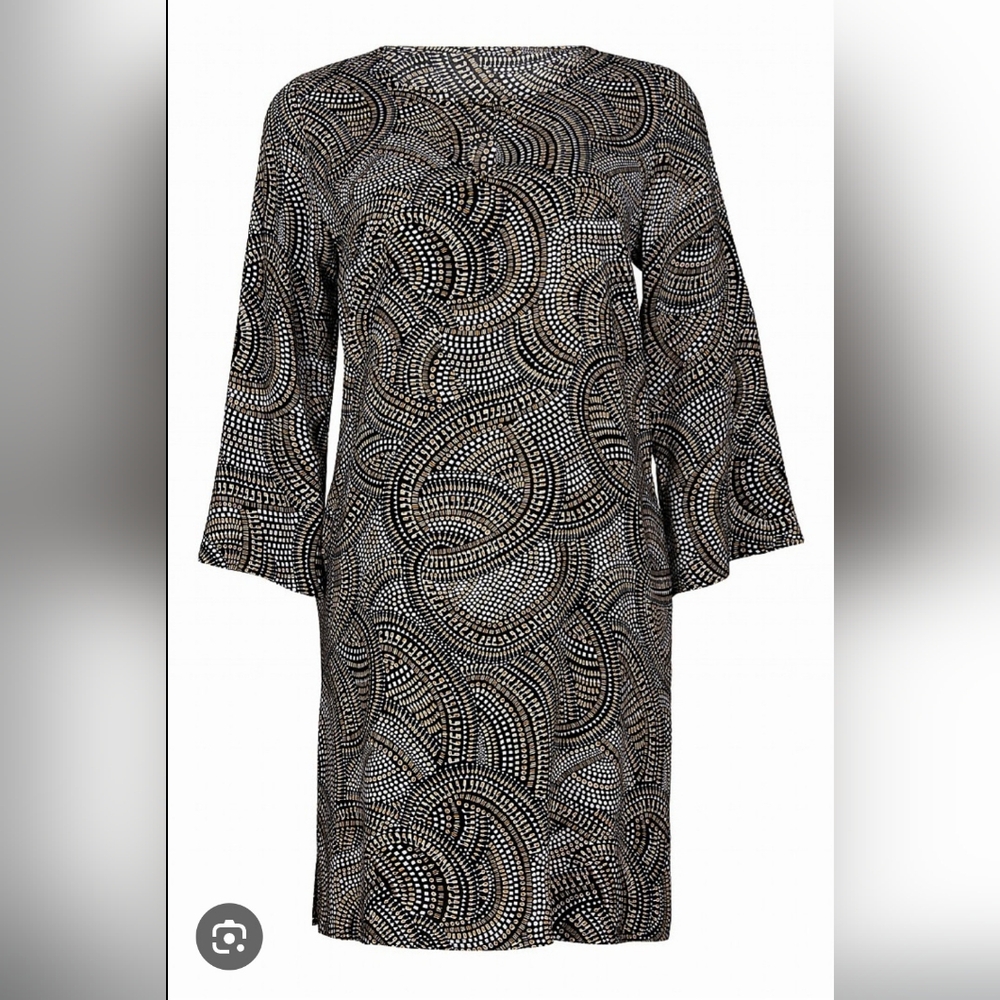 NWOT Anita Black and White Sheath Cover Up with Bell Sleeves
